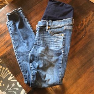GAP maternity skinny jeans